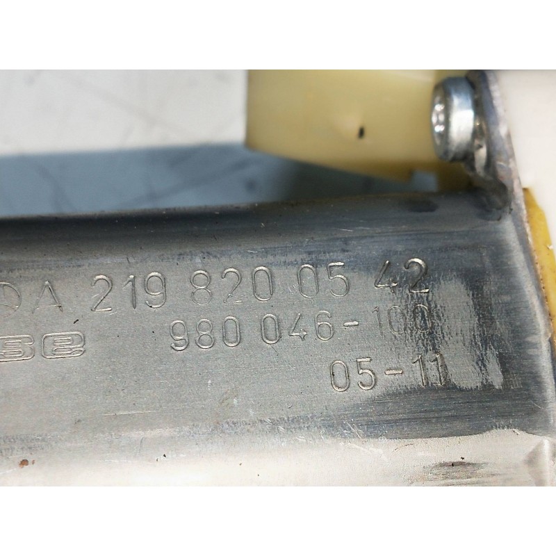 Recambio de elevalunas trasero izquierdo para mercedes clase cls (w219) 3.0 cdi cat referencia OEM IAM A2198200542 980046100 4P