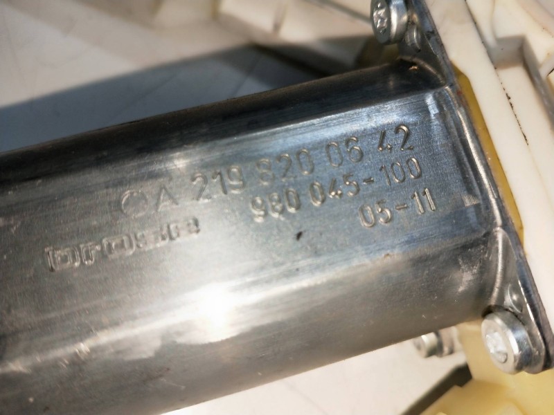 Recambio de elevalunas trasero derecho para mercedes clase cls (w219) referencia OEM IAM A2198200642 980045100 4P