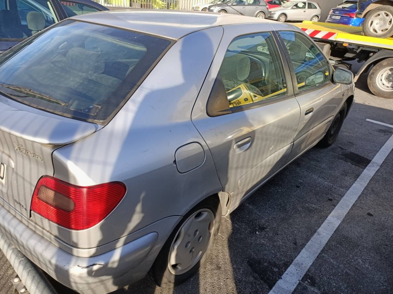 citroen xsara berlina del año 1999