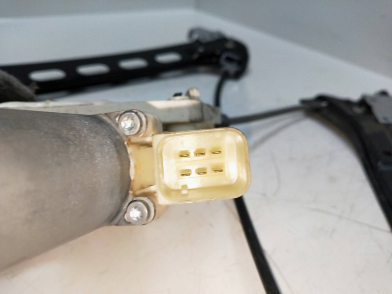Recambio de elevalunas trasero izquierdo para mercedes clase cls (w219) referencia OEM IAM A2198200542 980048100 4P