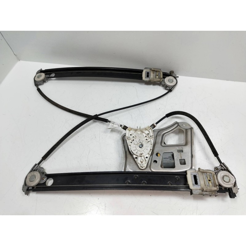 Recambio de elevalunas delantero izquierdo para mercedes clase s (w220) berlina 320 cdi (220.026) referencia OEM IAM   4P1