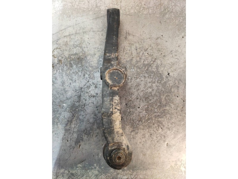 Recambio de brazo suspension inferior delantero derecho para iveco daily caja abierta 3.0 diesel referencia OEM IAM   