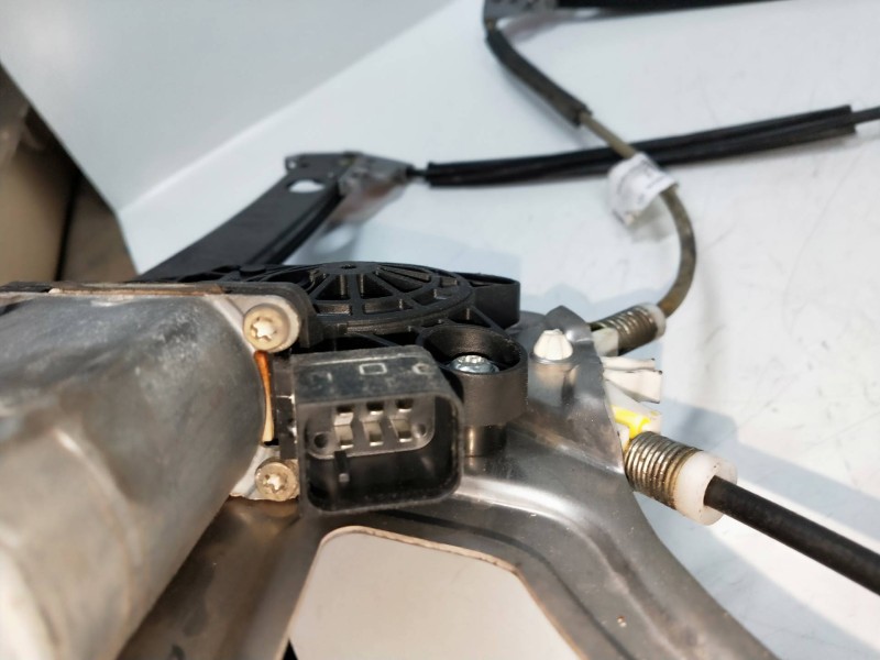 Recambio de elevalunas delantero derecho para mercedes clase s (w220) berlina 5.0 v8 24v cat referencia OEM IAM   4P