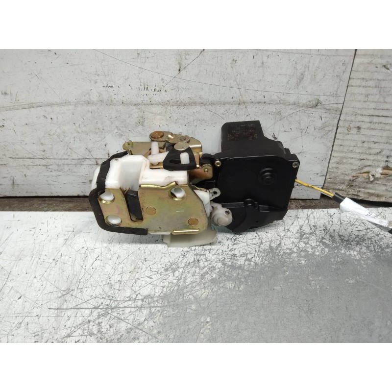 Recambio de motor cierre centralizado trasero izquierdo para honda civic berlina .5 (ma/mb) 1.6 ls (mb1) referencia OEM IAM   5P