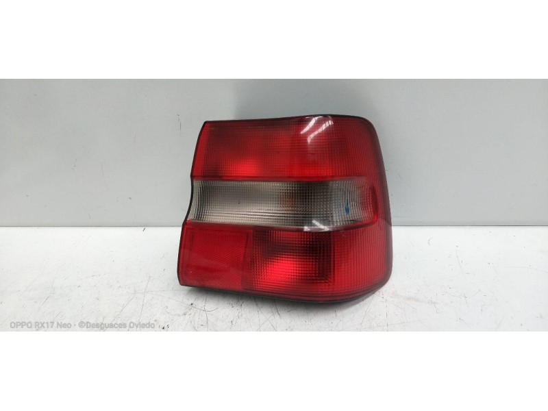 Recambio de piloto trasero derecho para volvo s70 berlina 2.5 d / tdi referencia OEM IAM   