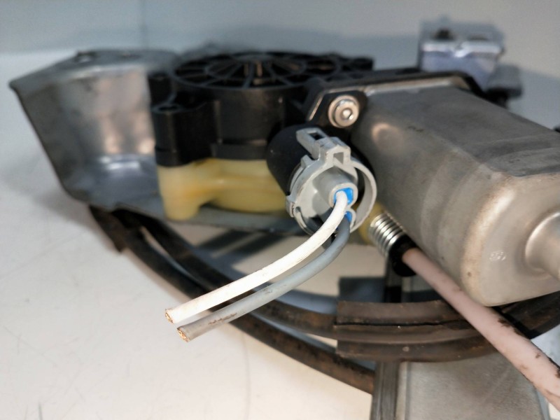 Recambio de elevalunas delantero izquierdo para mercedes citan (w415) furgon 1.5 cdi cat referencia OEM IAM   5P