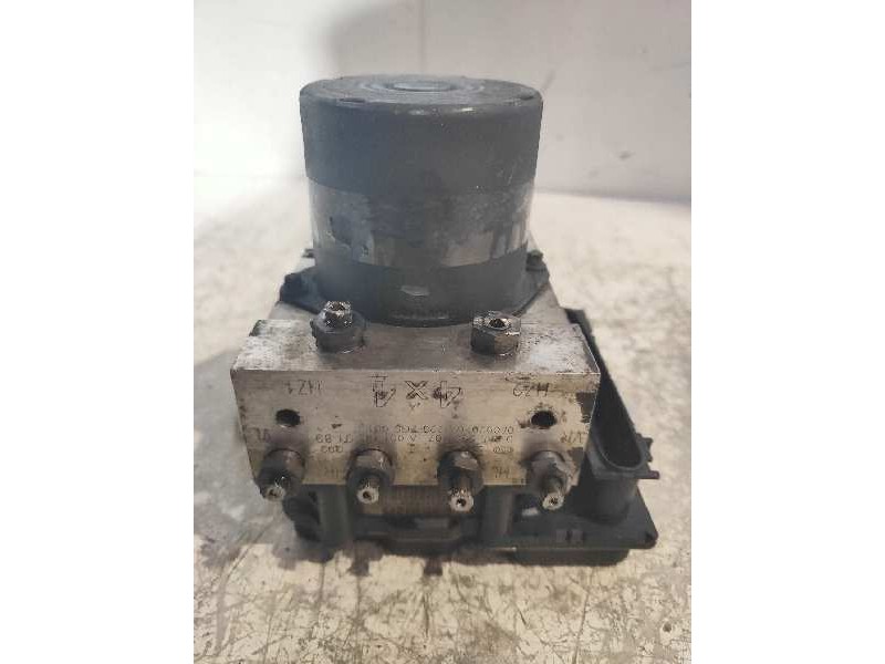 Recambio de abs para mercedes vito combi 06.2003  115 cdi largo (639.703) referencia OEM IAM 0265230407 0265951107 88829J0157 A0