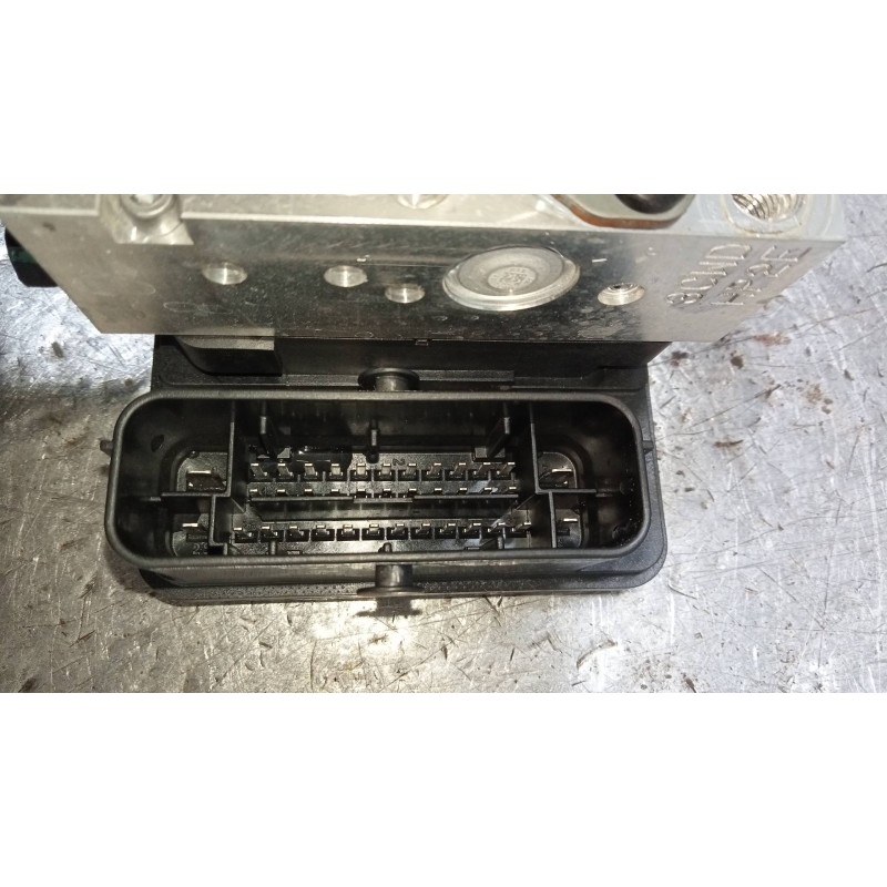Recambio de abs para kia sportage business 2wd referencia OEM IAM BE6003R300 58920F1100 