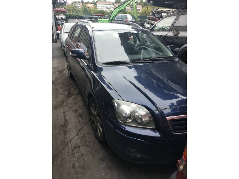 toyota avensis wagon (t25) del año 2008