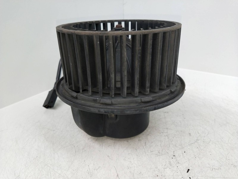 Recambio de motor calefaccion para volkswagen passat berlina (3a2) 1.9 tdi referencia OEM IAM 357819021 3137020022 