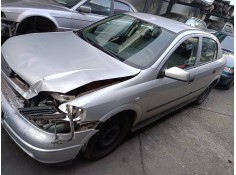 opel astra g berlina del año 2001