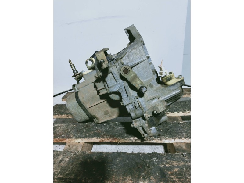 Recambio de caja cambios para peugeot 306 berlina 3/4/5 puertas (s2) boulebard referencia OEM IAM 20CD67 0605584 5V