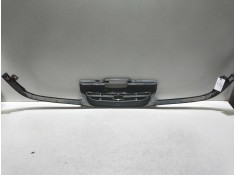 Recambio de rejilla delantera para hyundai sonata (y3) 2.0 16v cat referencia OEM IAM    2