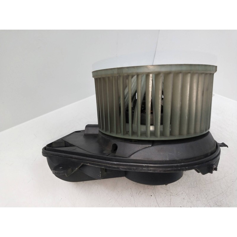 Recambio de motor calefaccion para volkswagen passat berlina (3b3) 1.9 tdi referencia OEM IAM 740221233F 8D1820021 