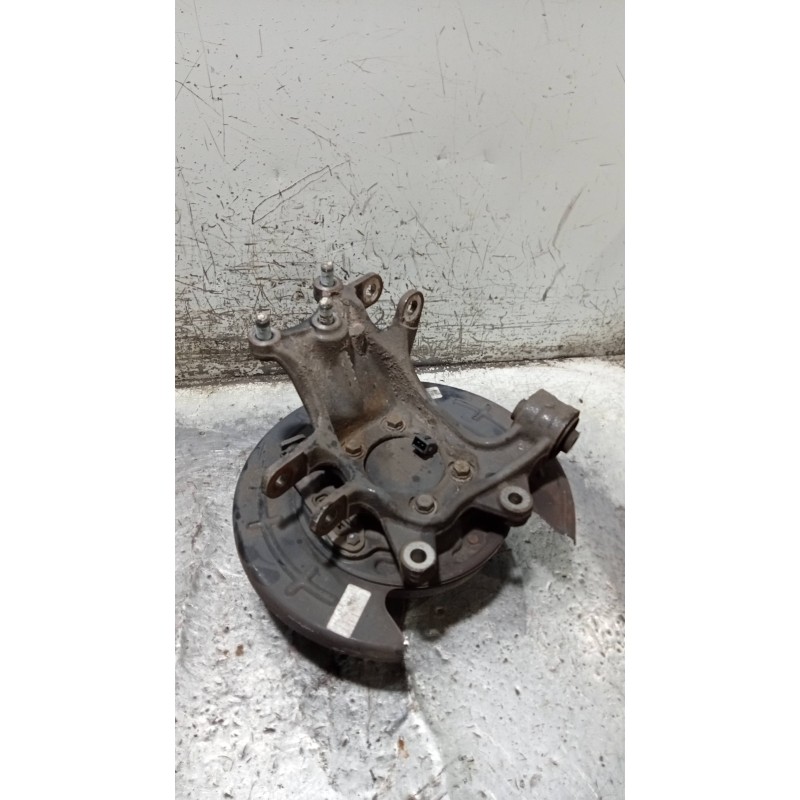 Recambio de mangueta trasera izquierda para kia sportage business 2wd referencia OEM IAM   