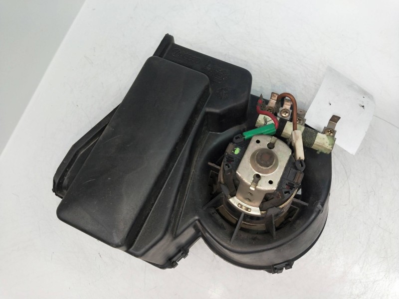 Recambio de motor calefaccion para volkswagen polo (867/871/873) 1.3 referencia OEM IAM 861819021F  