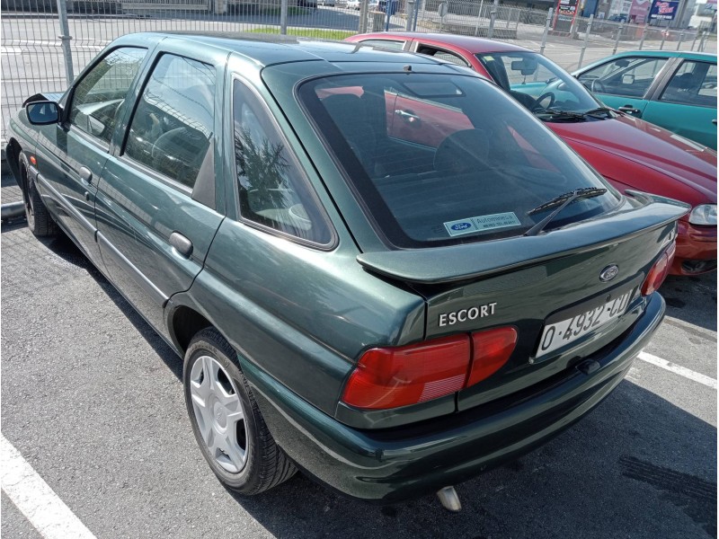 ford escort berl./turnier del año 1999