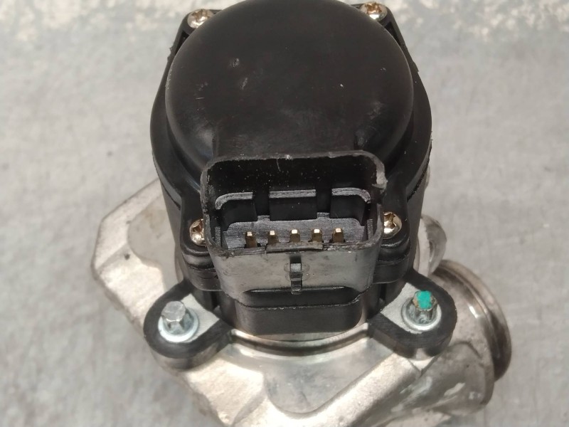 Recambio de valvula egr para ford fiesta (cbk) steel referencia OEM IAM 724809760  