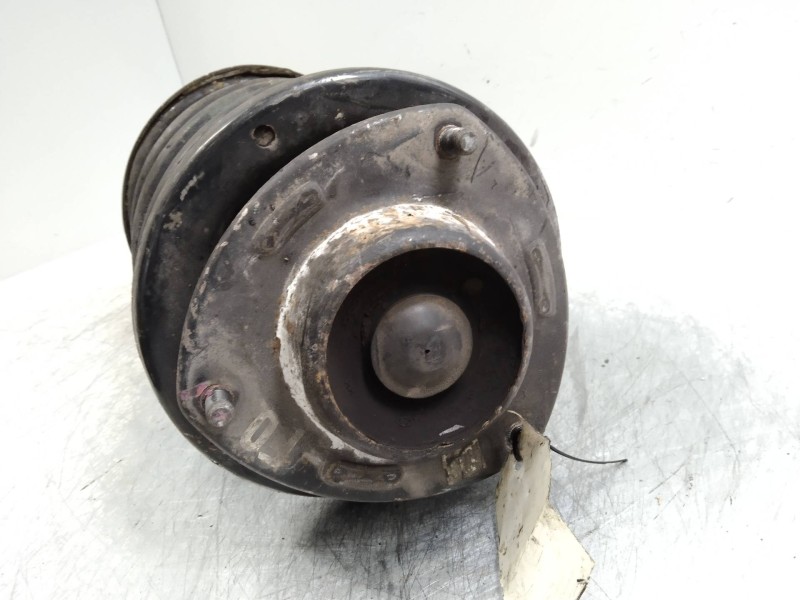 Recambio de amortiguador delantero derecho para hyundai trajet (fo) 2.0 crdi cat referencia OEM IAM   