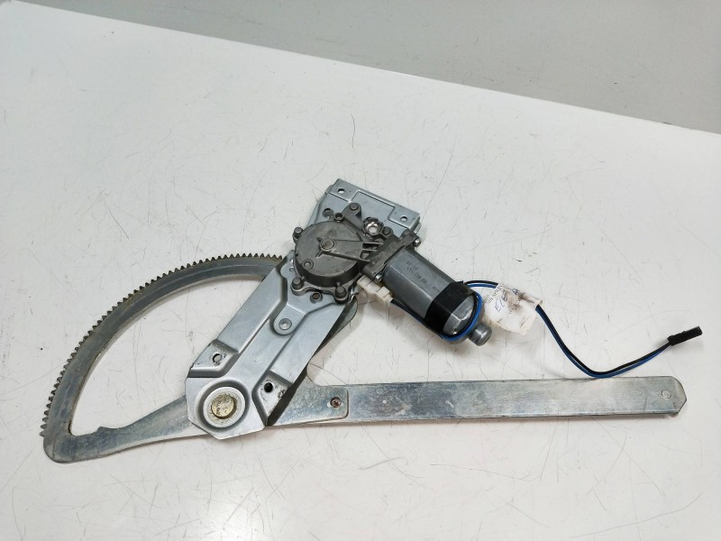 Recambio de elevalunas delantero derecho para mercedes sprinter 02.00  caja cerrada 2.2 cdi cat referencia OEM IAM 113862XXX  2P