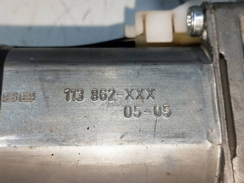 Recambio de elevalunas delantero derecho para mercedes sprinter 02.00  caja cerrada 2.2 cdi cat referencia OEM IAM 113862XXX  2P