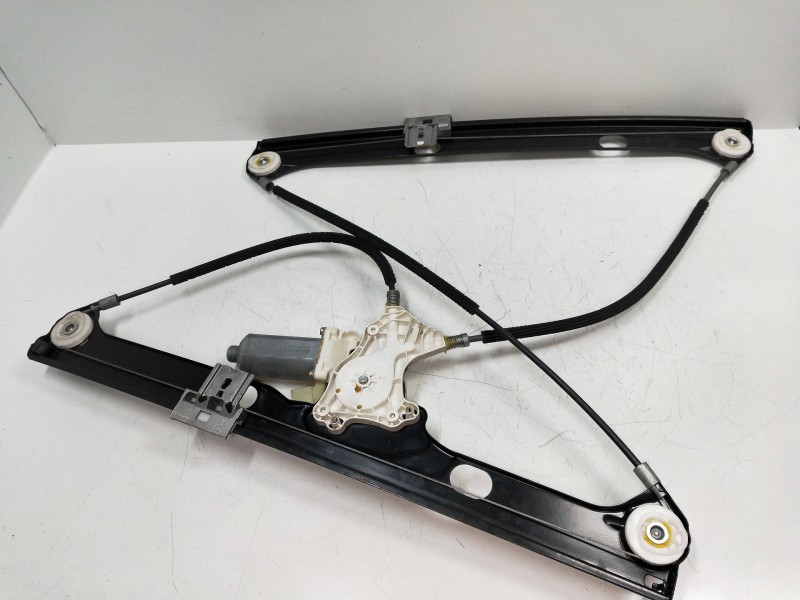 Recambio de elevalunas delantero derecho para mercedes vaneo (w414) furgoneta compacta 1.7 cdi diesel cat referencia OEM IAM A23