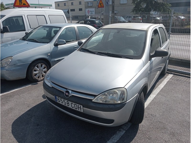 opel corsa c del año 2003