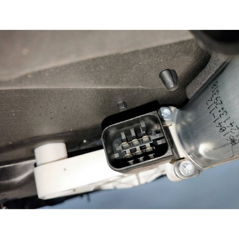 Recambio de elevalunas delantero izquierdo para mercedes clase cla (w117) shooting brake cla 220 d (117.903) referencia OEM IAM 