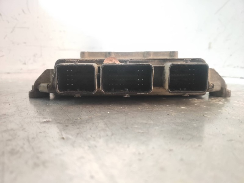 Recambio de centralita motor uce para ford fiesta (cbk) ambiente referencia OEM IAM 5WS40027GT 2S6A12A650BG 1BSB SID802 SIEMENS