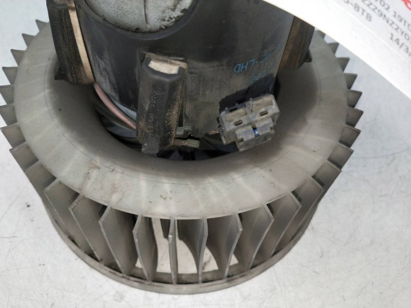 Recambio de motor calefaccion para volkswagen polo (9n1) 1.9 tdi referencia OEM IAM 44901300 96738AC 