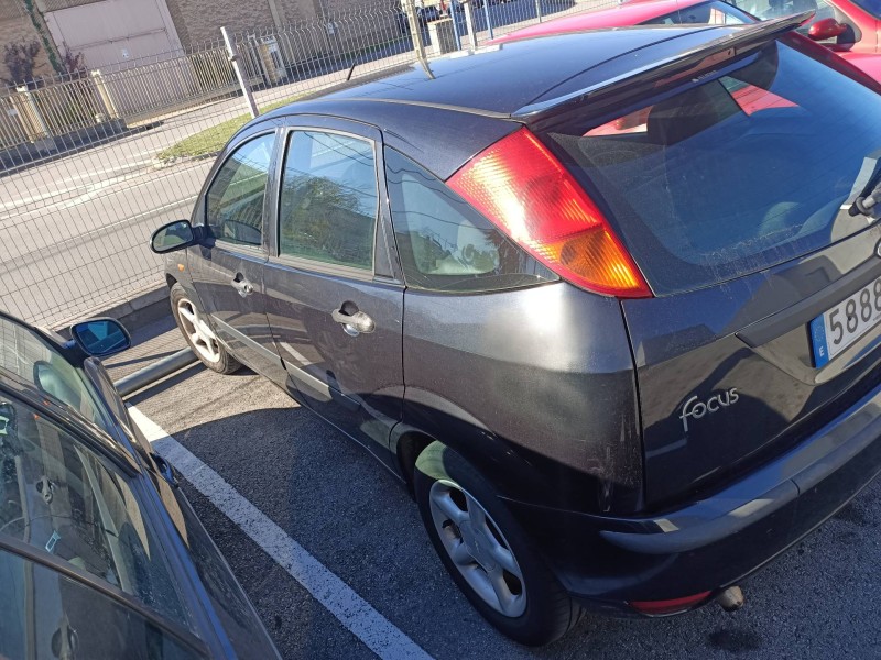 ford focus berlina (cak) del año 2003