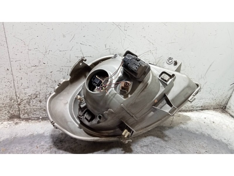 Recambio de faro izquierdo para opel vivaro combi 2.9t corto referencia OEM IAM 7700311371 91165719 