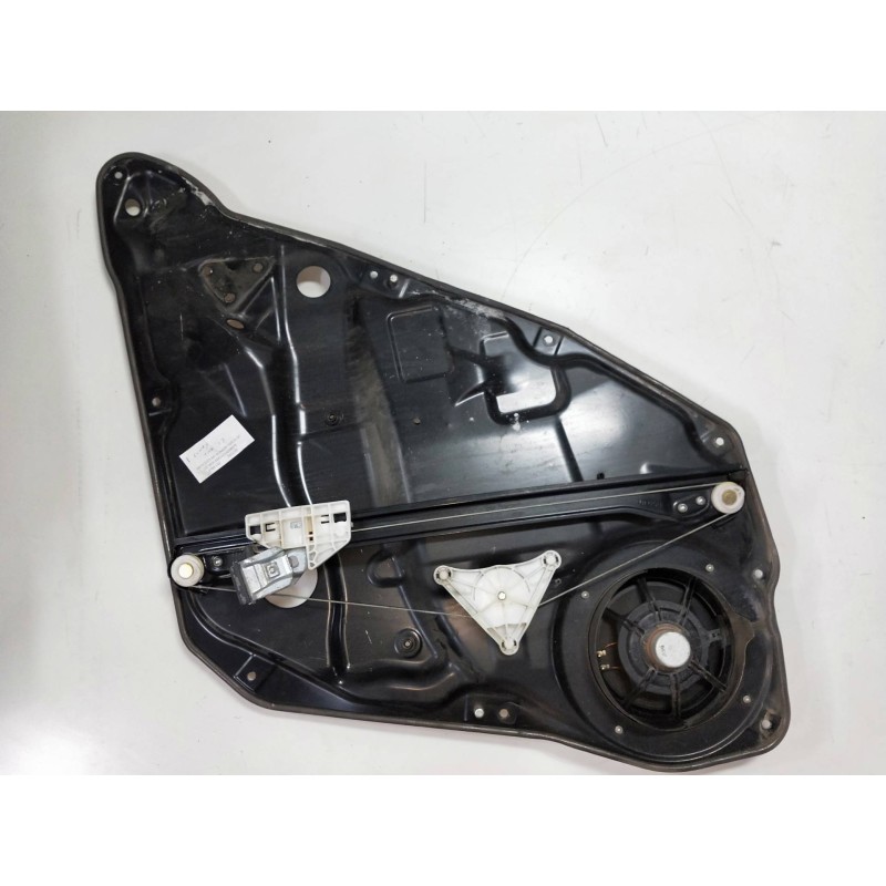 Recambio de elevalunas trasero izquierdo para mercedes clase m (w164) 320 / 350 cdi (164.122) referencia OEM IAM 996150102  5P