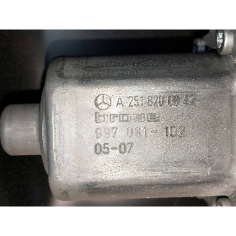 Recambio de elevalunas delantero derecho para mercedes clase m (w164) 320 / 350 cdi (164.122) referencia OEM IAM A2518200842 997