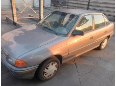 opel astra f berlina del año 1993