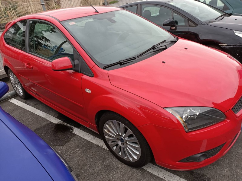 ford focus berlina (cap) del año 2007