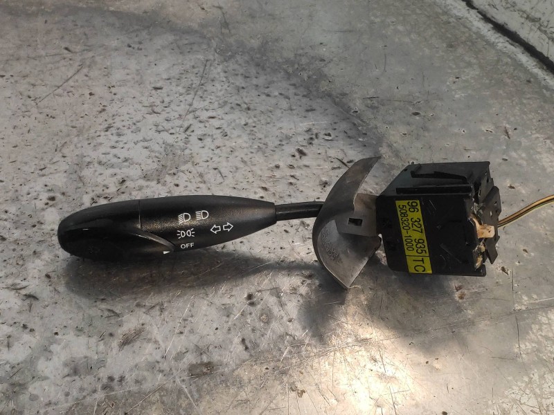 Recambio de mando luces para chevrolet evanda cdx referencia OEM IAM   