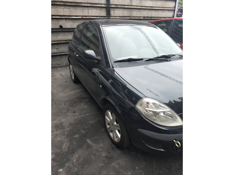 lancia ypsilon (101) del año 2005