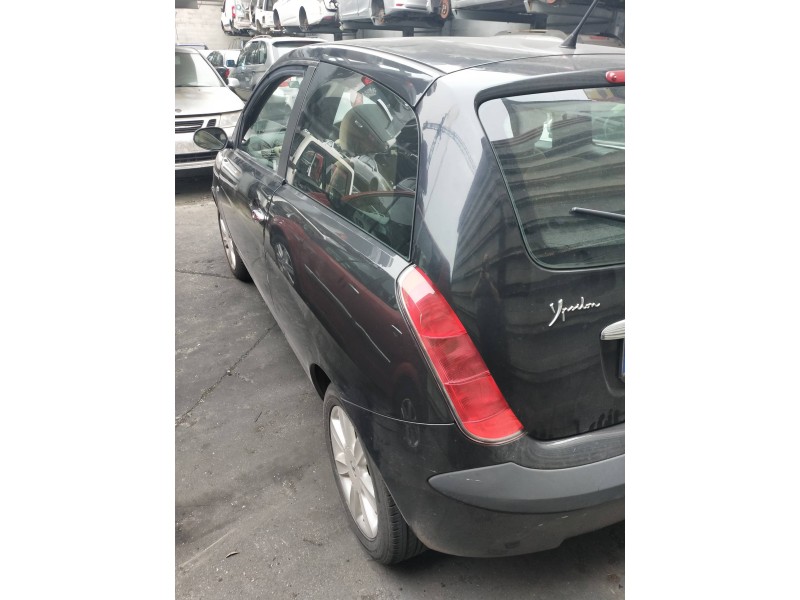 lancia ypsilon (101) del año 2005