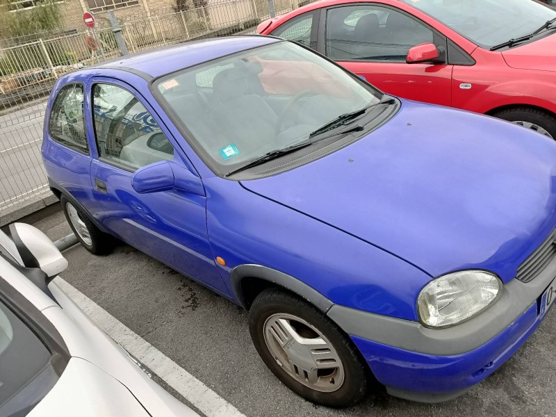 opel corsa b del año 1998