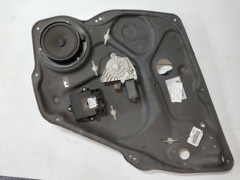 Recambio de elevalunas trasero derecho para mercedes clase a (w169) 2.0 cdi cat referencia OEM IAM   5P