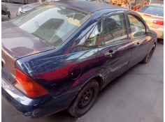 ford focus berlina (cak) del año 2001 2