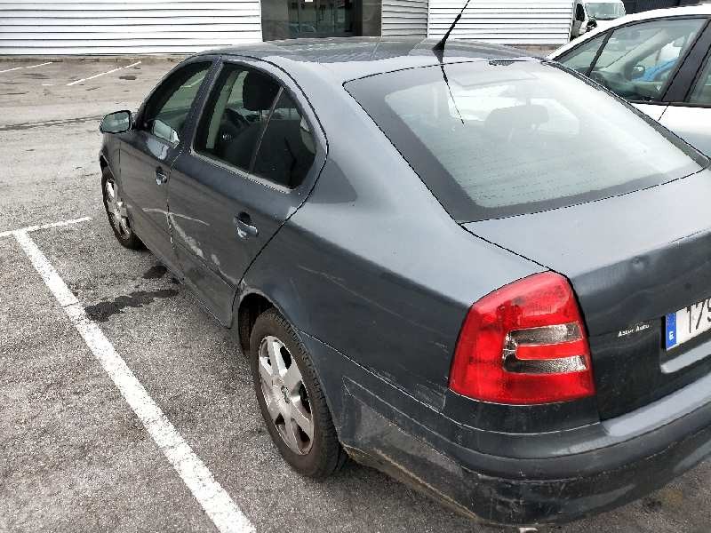 skoda octavia berlina (1z3) del año 2008