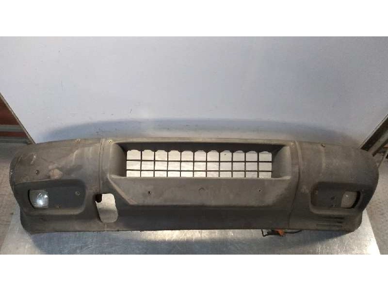 Recambio de paragolpes delantero para iveco daily caja cerrada (1999 =>) 2.3 diesel cat referencia OEM IAM    Recambio de paragolpes delantero para iveco daily caja cerrada (1999 =>) 2.3 diesel cat referencia OEM IAM