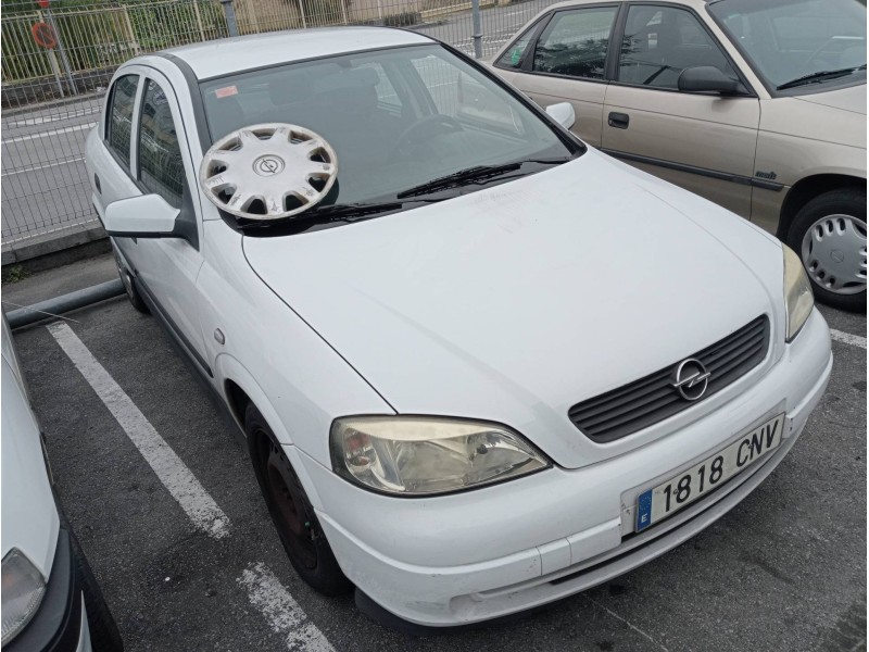 opel astra g berlina del año 2003