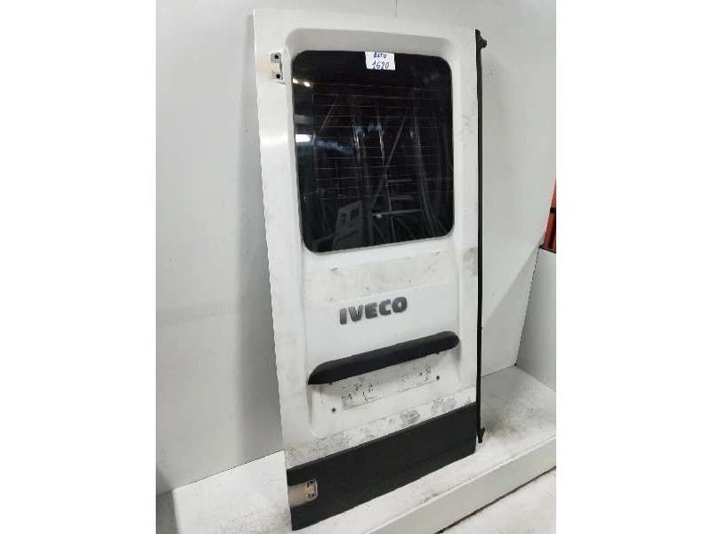 Recambio de puerta trasera izquierda para iveco daily caja cerrada (2006 =>) 3.0 diesel referencia OEM IAM   