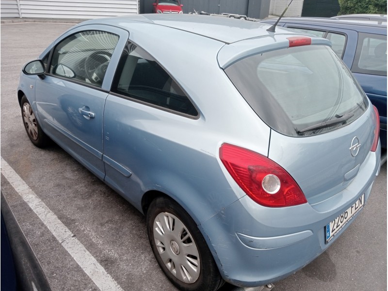 opel corsa d del año 2007