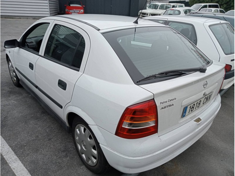 opel astra g berlina del año 2003