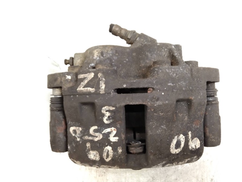 Recambio de pinza freno delantera izquierda para land rover 109 referencia OEM IAM    Recambio de pinza freno delantera izquierda para land rover 109 referencia OEM IAM