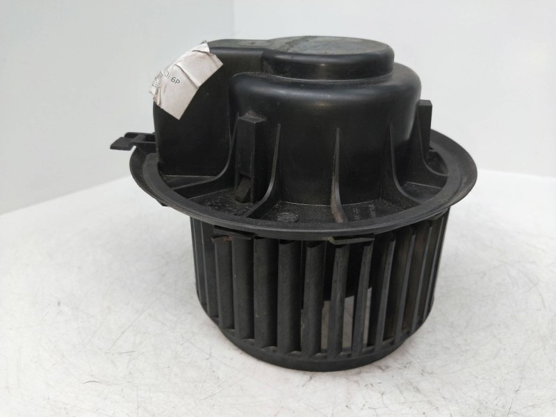 Recambio de motor calefaccion para volkswagen t5 transporter/furgoneta 2.5 tdi referencia OEM IAM 52496500 3508972 